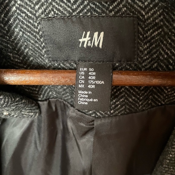 Overcoat - Picture 2 of 4